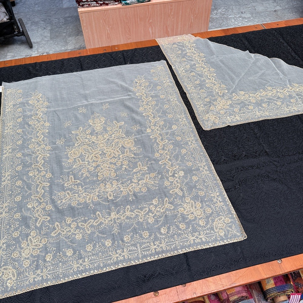 Manteletas de muselina oro