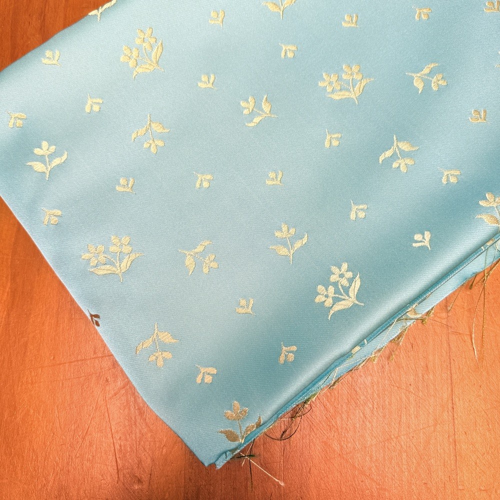 liso azul cielo con dibujo dorado para corpiño de fallera