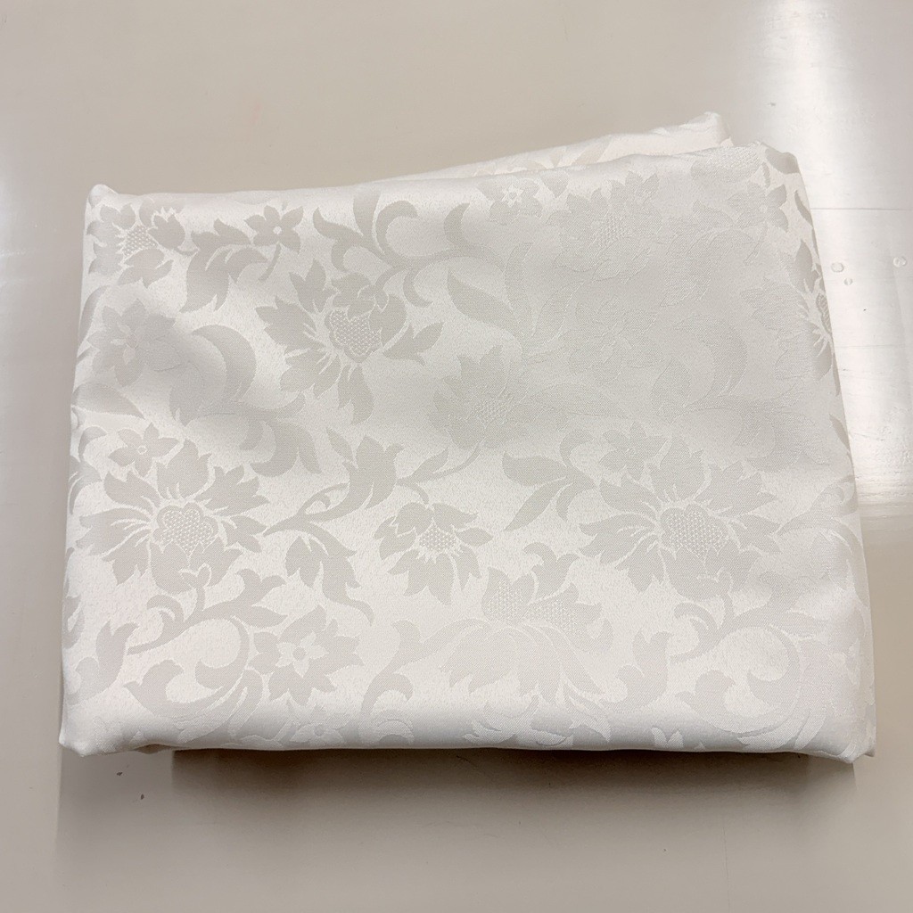 Damasco blanco roto de fallera
